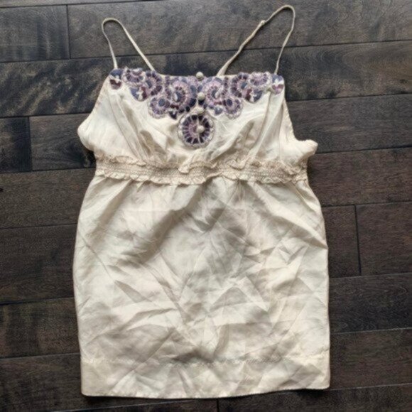 BCBG Embroidered Tank Top - NEW - Picture 1 of 2